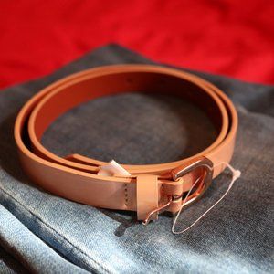 BANANA REPUBLIC NUDE SYNTHETIC LEATHER GLOSSY BELT